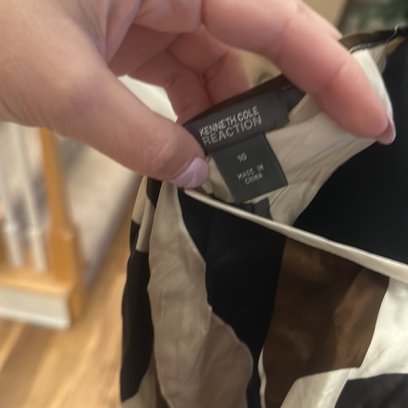 Kenneth Cole brown size 10 shirt - Picture 3 of 3